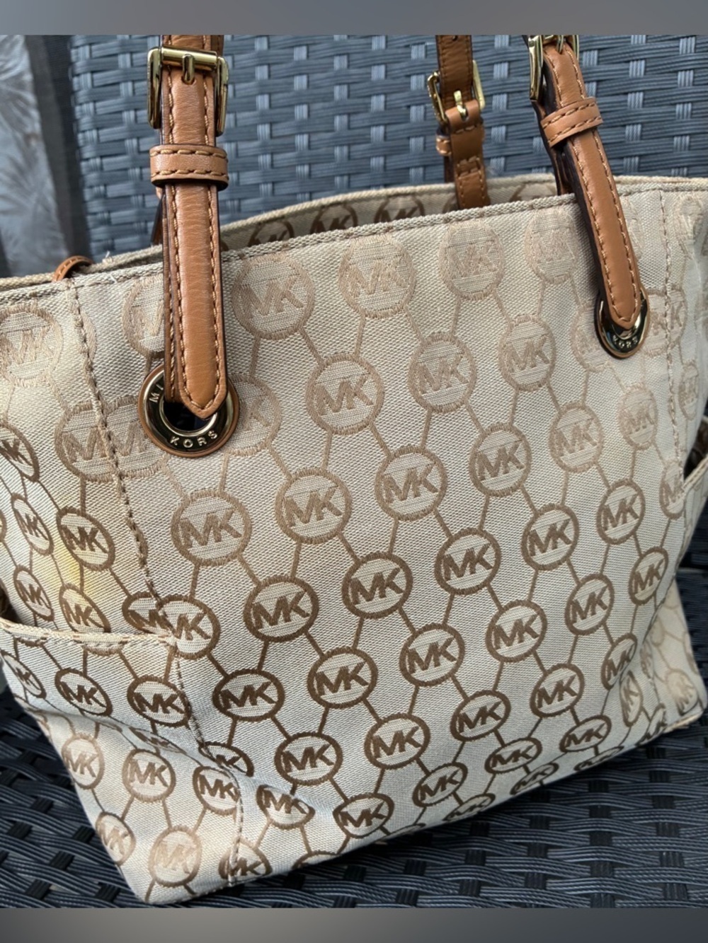 Michael Kors Bag - Picture 11 of 16